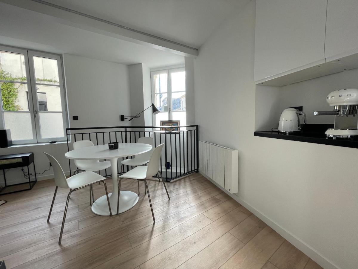 Le Loft Bleu - Un Atelier-Cocon Elegant & Central Bordeaux Buitenkant foto